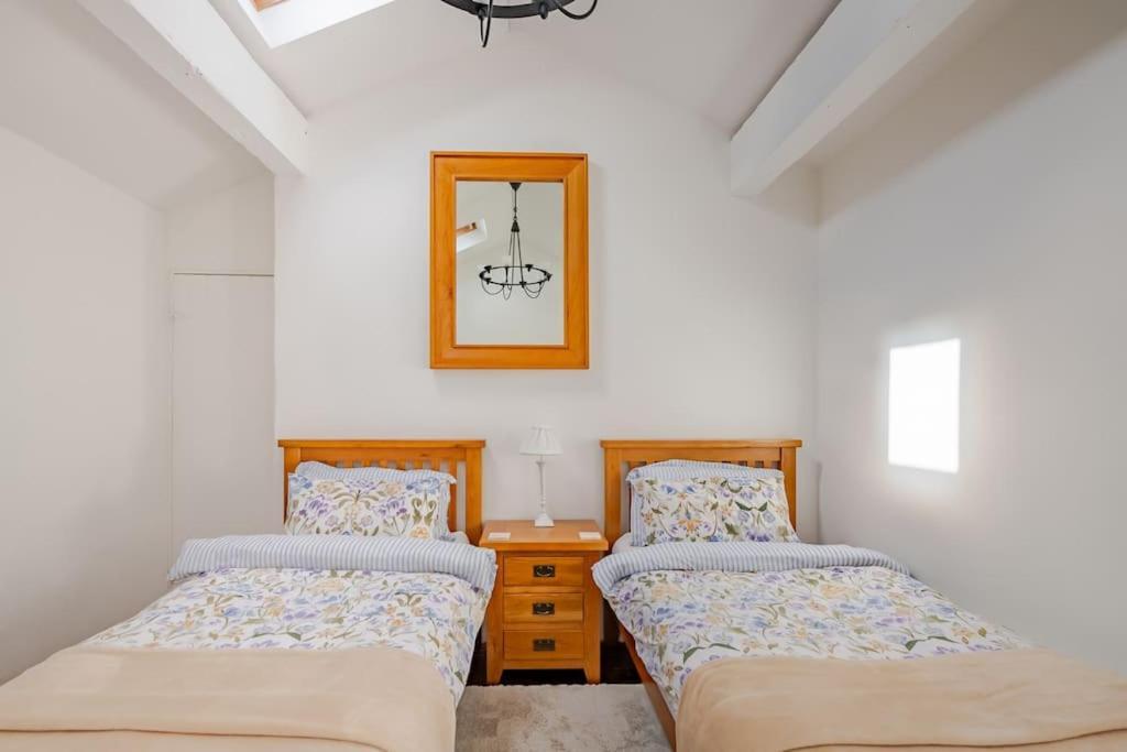 Rhos Y Bel Cottage Angelsey Llangadwaladr  Εξωτερικό φωτογραφία