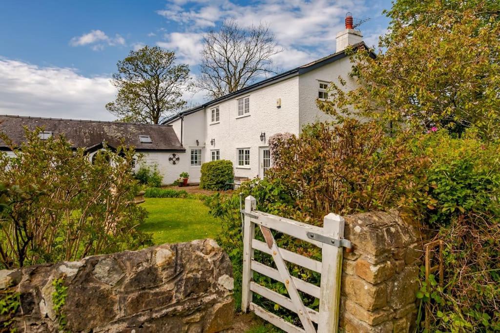 Rhos Y Bel Cottage Angelsey Llangadwaladr  Εξωτερικό φωτογραφία