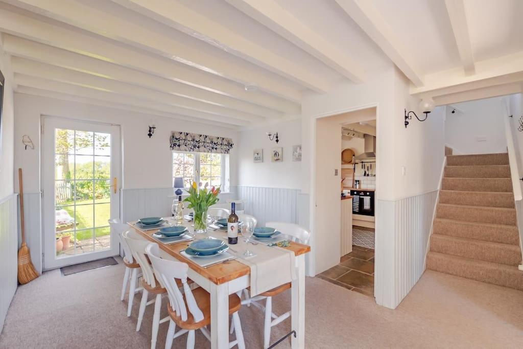 Rhos Y Bel Cottage Angelsey Llangadwaladr  Εξωτερικό φωτογραφία