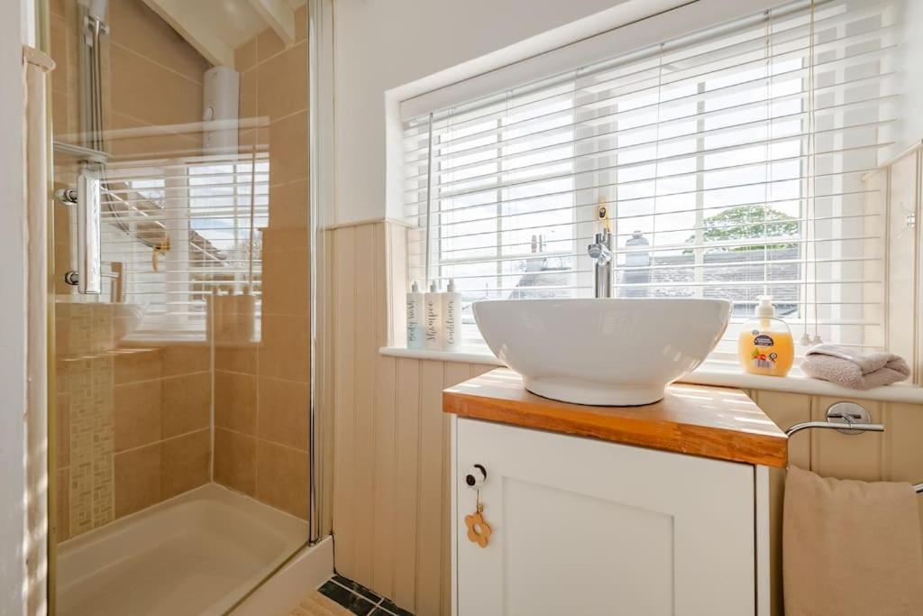 Rhos Y Bel Cottage Angelsey Llangadwaladr  Εξωτερικό φωτογραφία